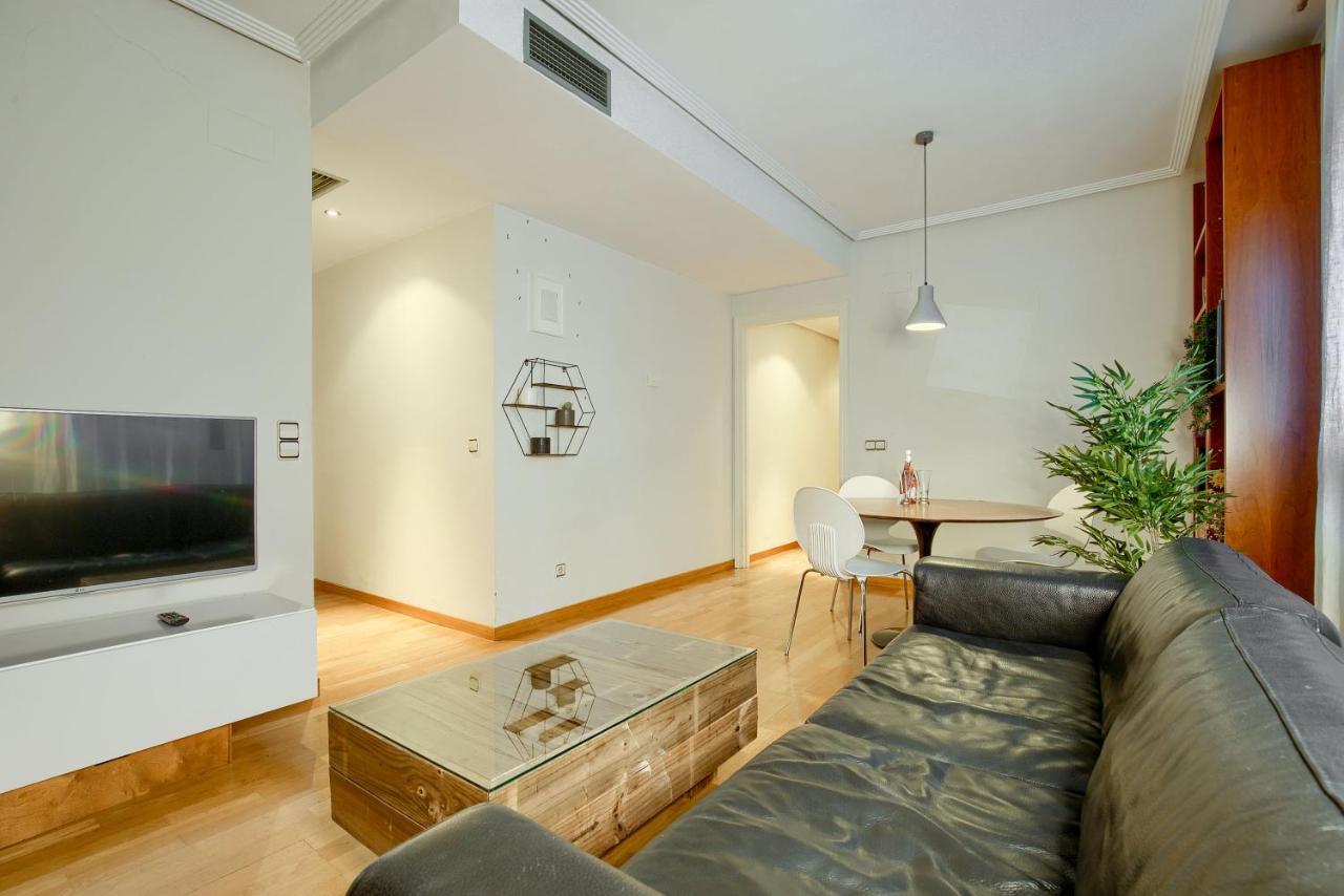 Apartamento En Chamberi Con Piscina - Lovely Apartment In The City Center With Swimming Pool مدريد المظهر الخارجي الصورة