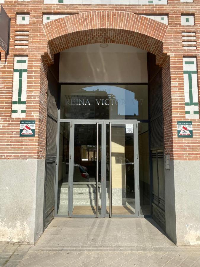 Apartamento En Chamberi Con Piscina - Lovely Apartment In The City Center With Swimming Pool مدريد المظهر الخارجي الصورة